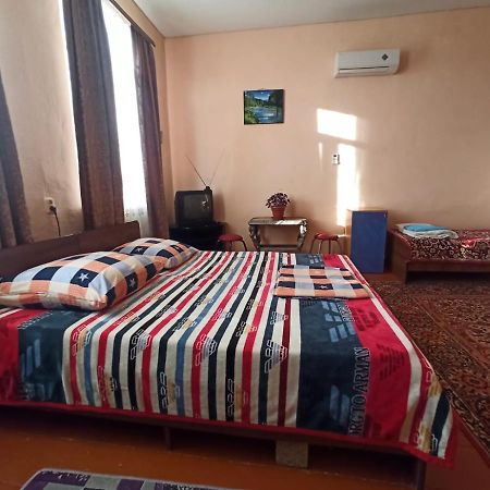 Guest House Anna ซุคุม ภายนอก รูปภาพ