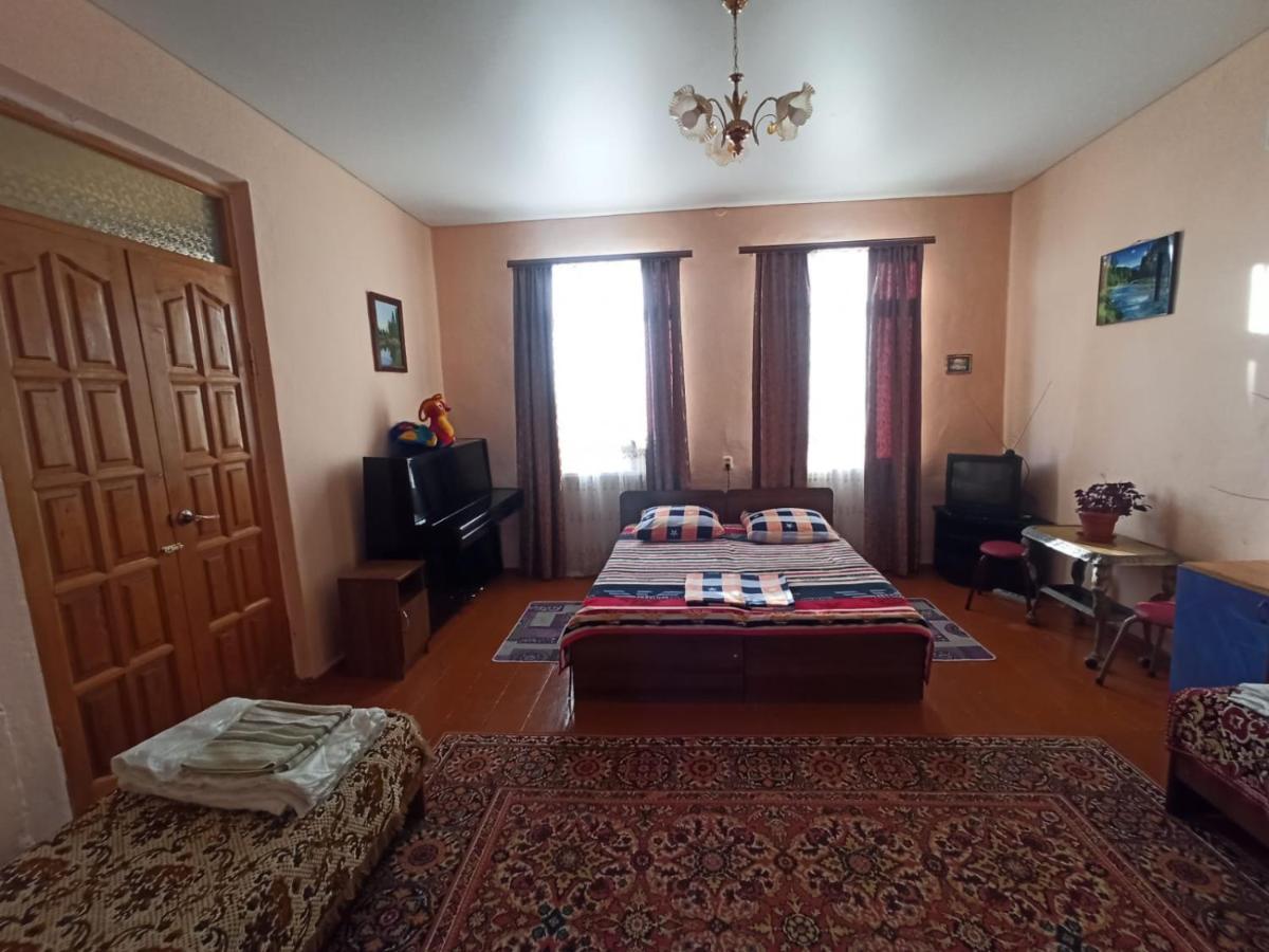 Guest House Anna ซุคุม ภายนอก รูปภาพ