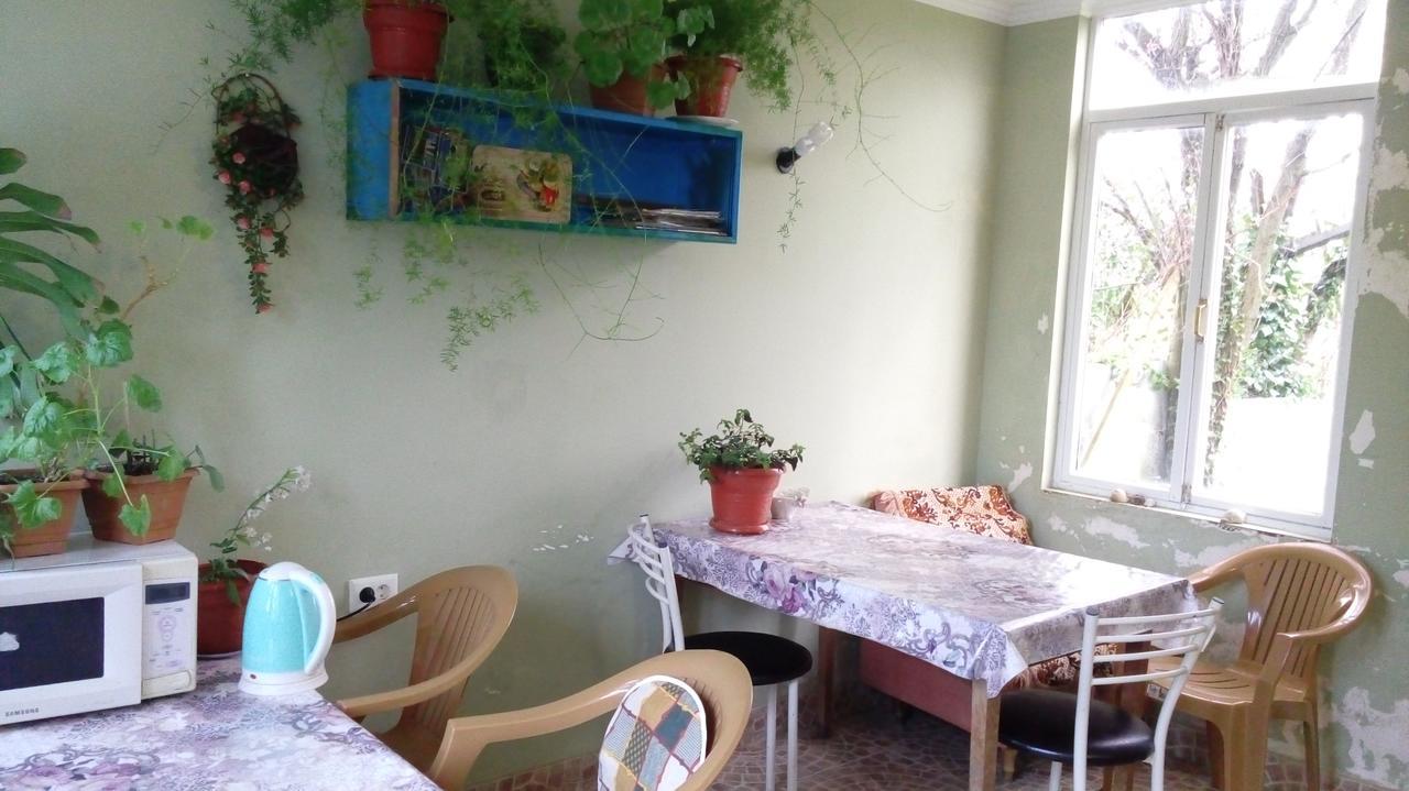 Guest House Anna ซุคุม ภายนอก รูปภาพ