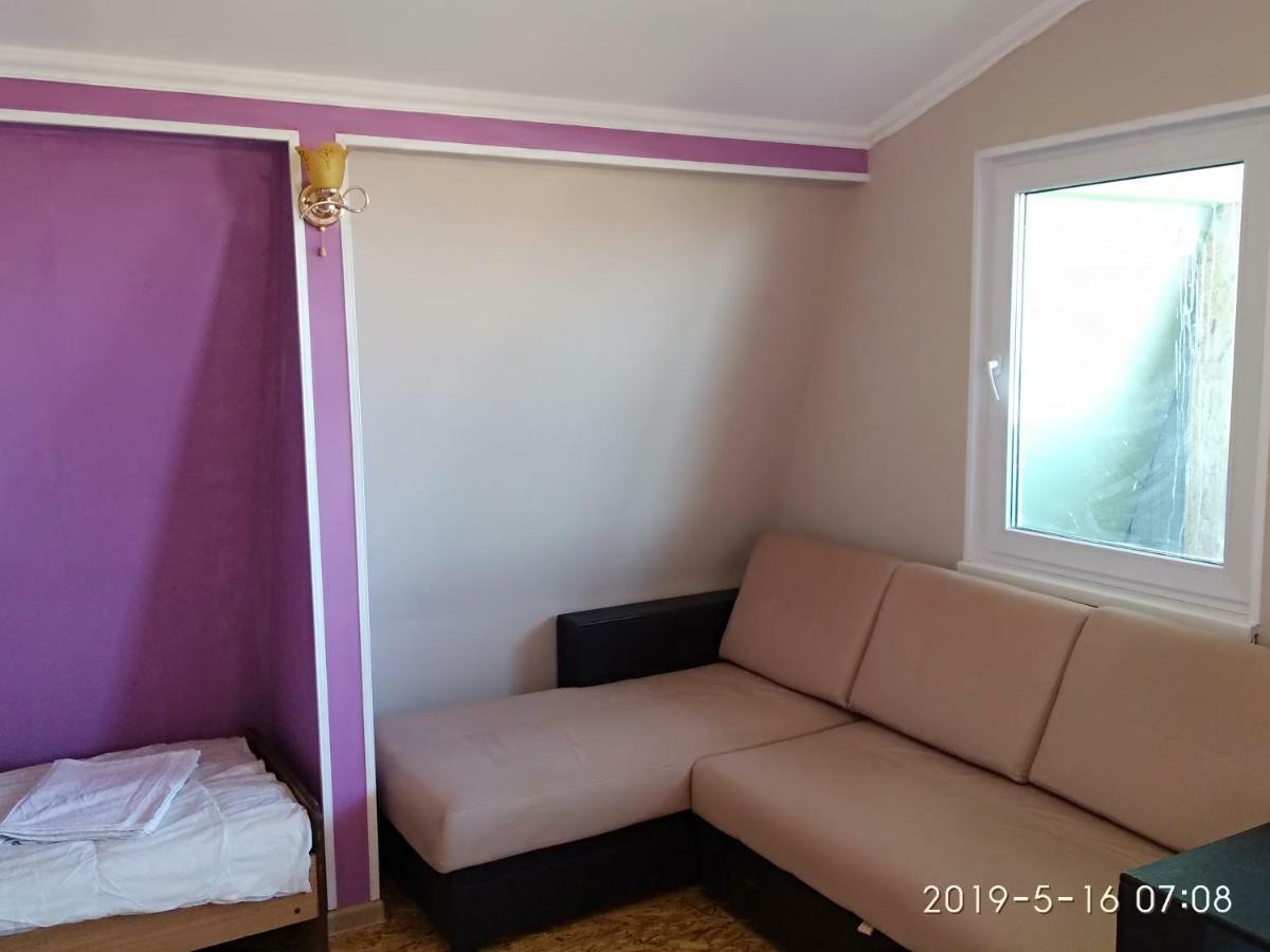 Guest House Anna ซุคุม ภายนอก รูปภาพ