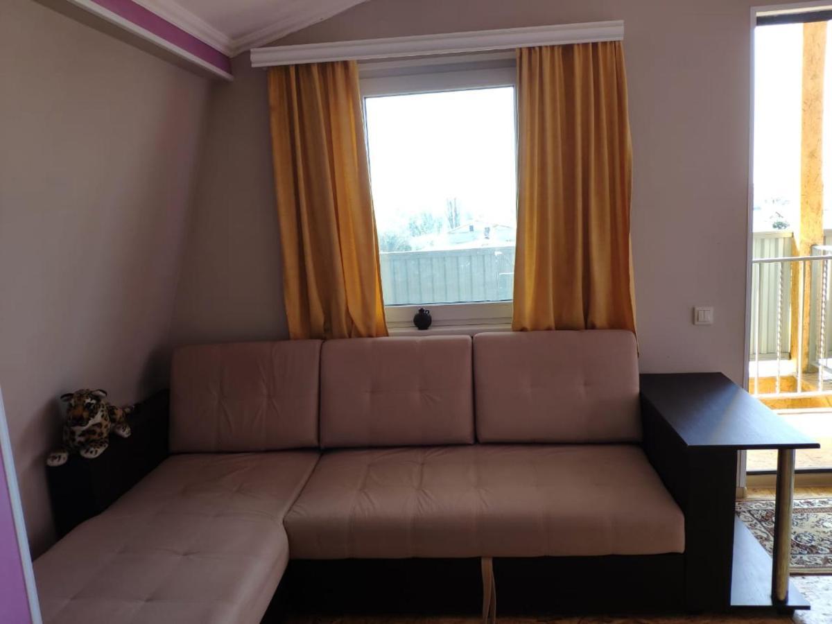 Guest House Anna ซุคุม ภายนอก รูปภาพ